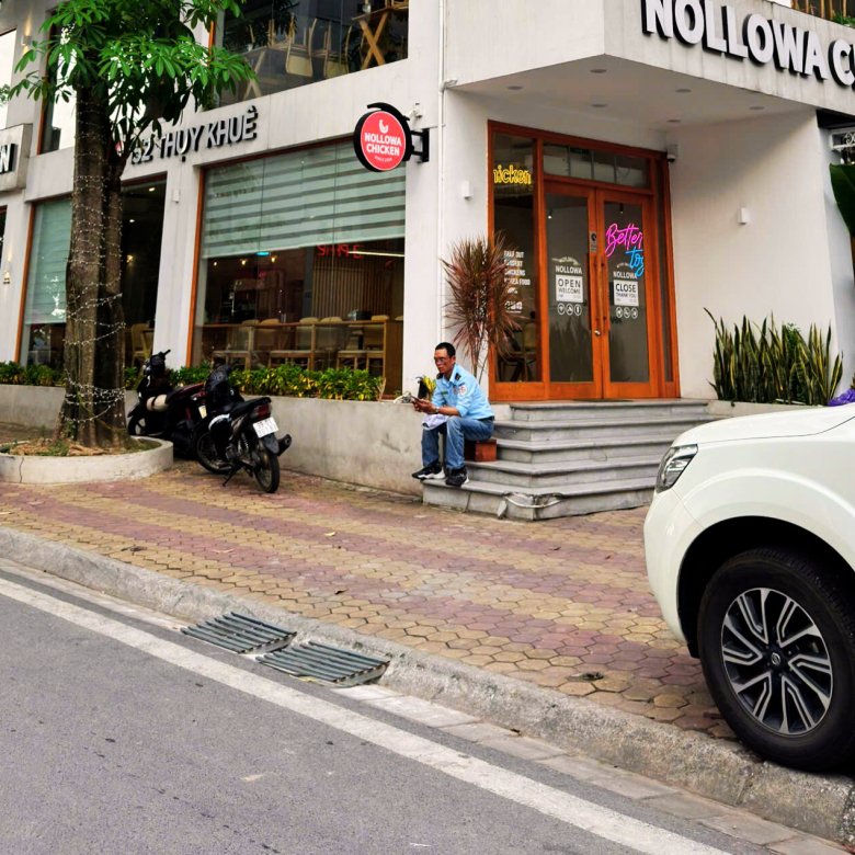Cần bán shophoues Nguyễn Tuân – 5 tầng – 1 hầm – MT 7.5m – 102m2 – 48.5 tỷ – HĐ thuê 70 tr/tháng